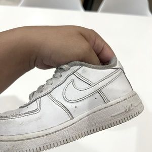 Nike shoes fort kids